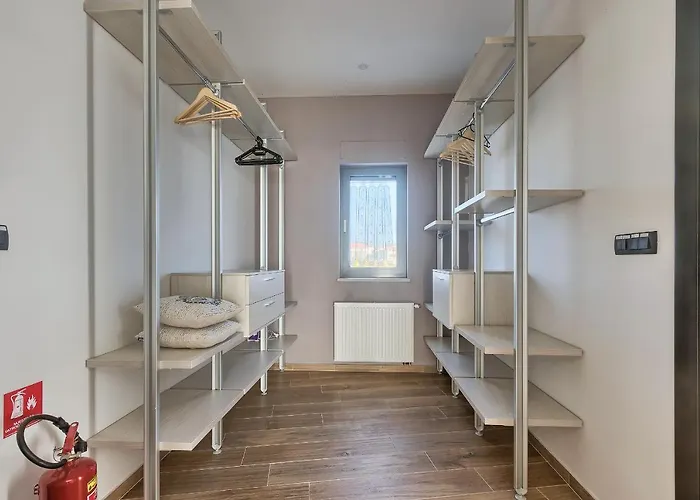 Volimten By Istra Vacation Villa *