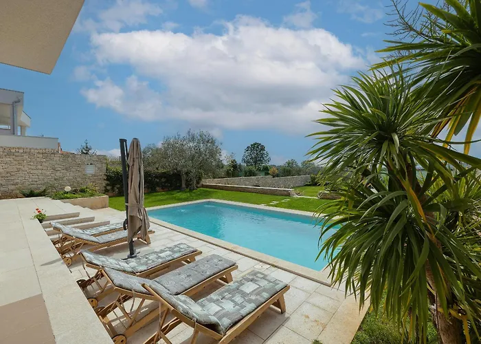 Volimten By Istra Vacation Villa